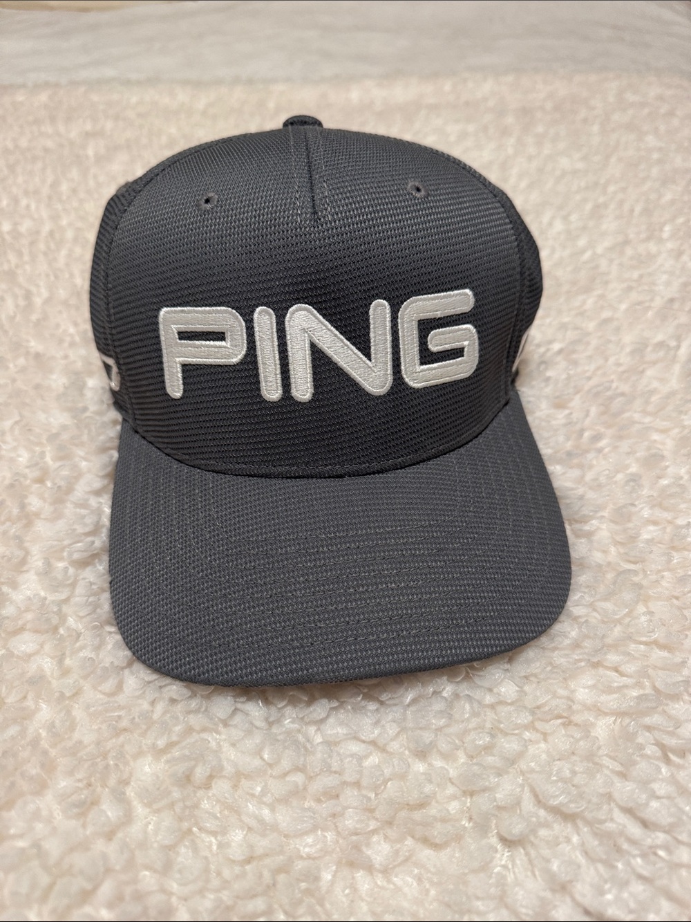 PING Flexfit, Sensor-cool, G30 Dark  Gray Golf Cap with White Embroidered Logo